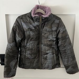 The North Face Girls Reversible Mossbud Jacket - Small 7/8